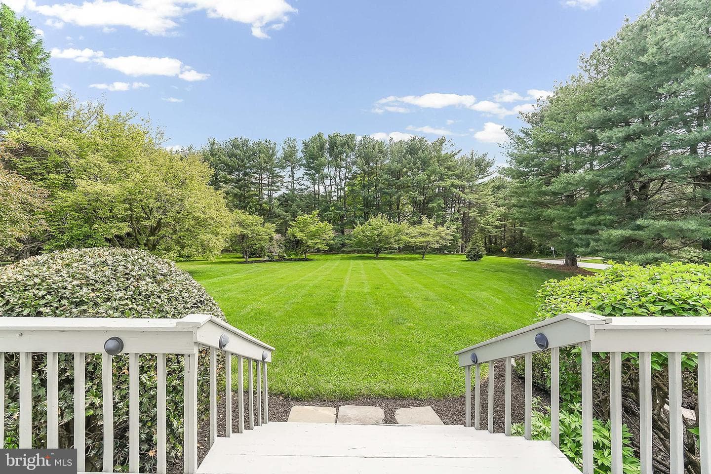 286 Hickory Drive photo 3