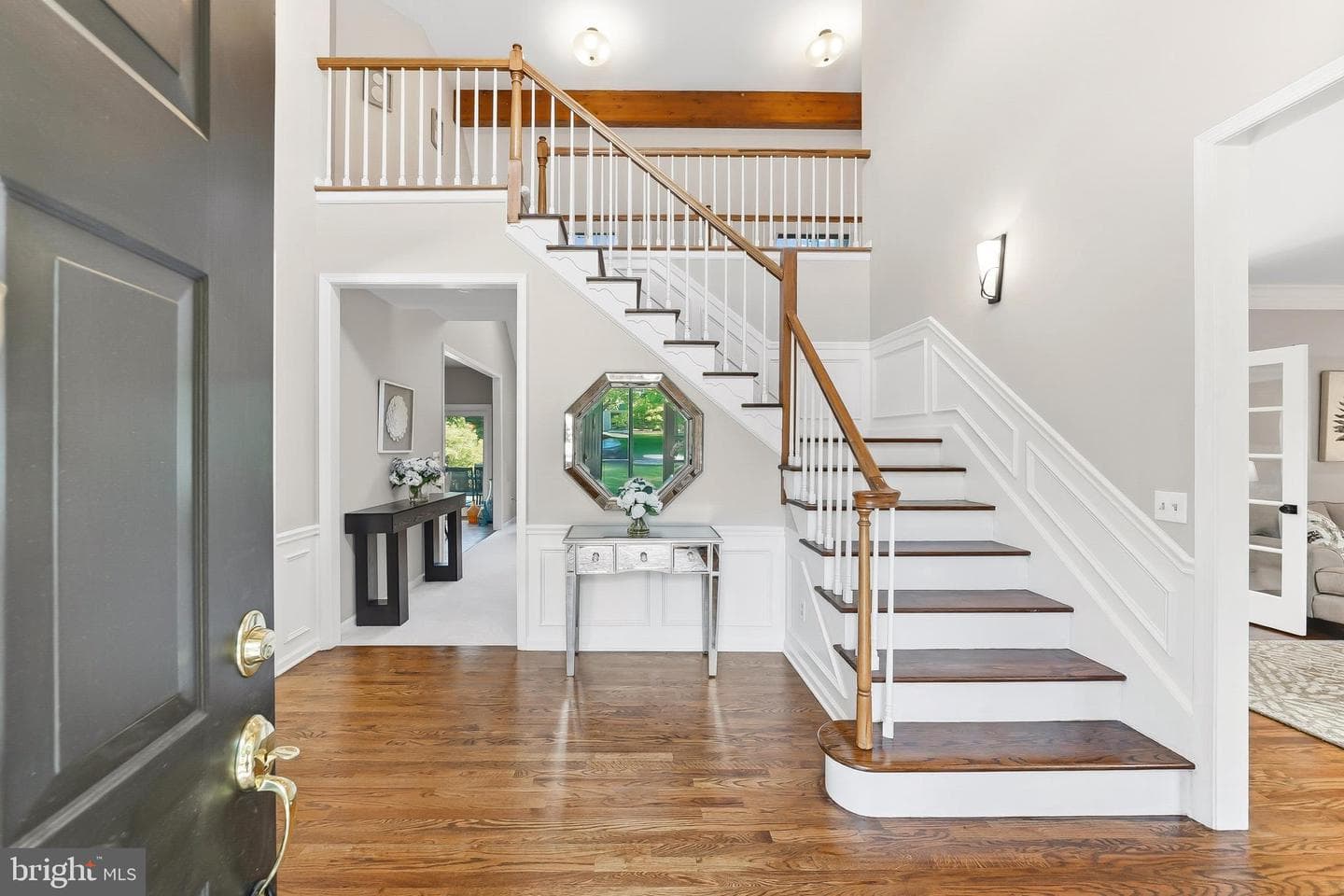 286 Hickory Drive photo 4
