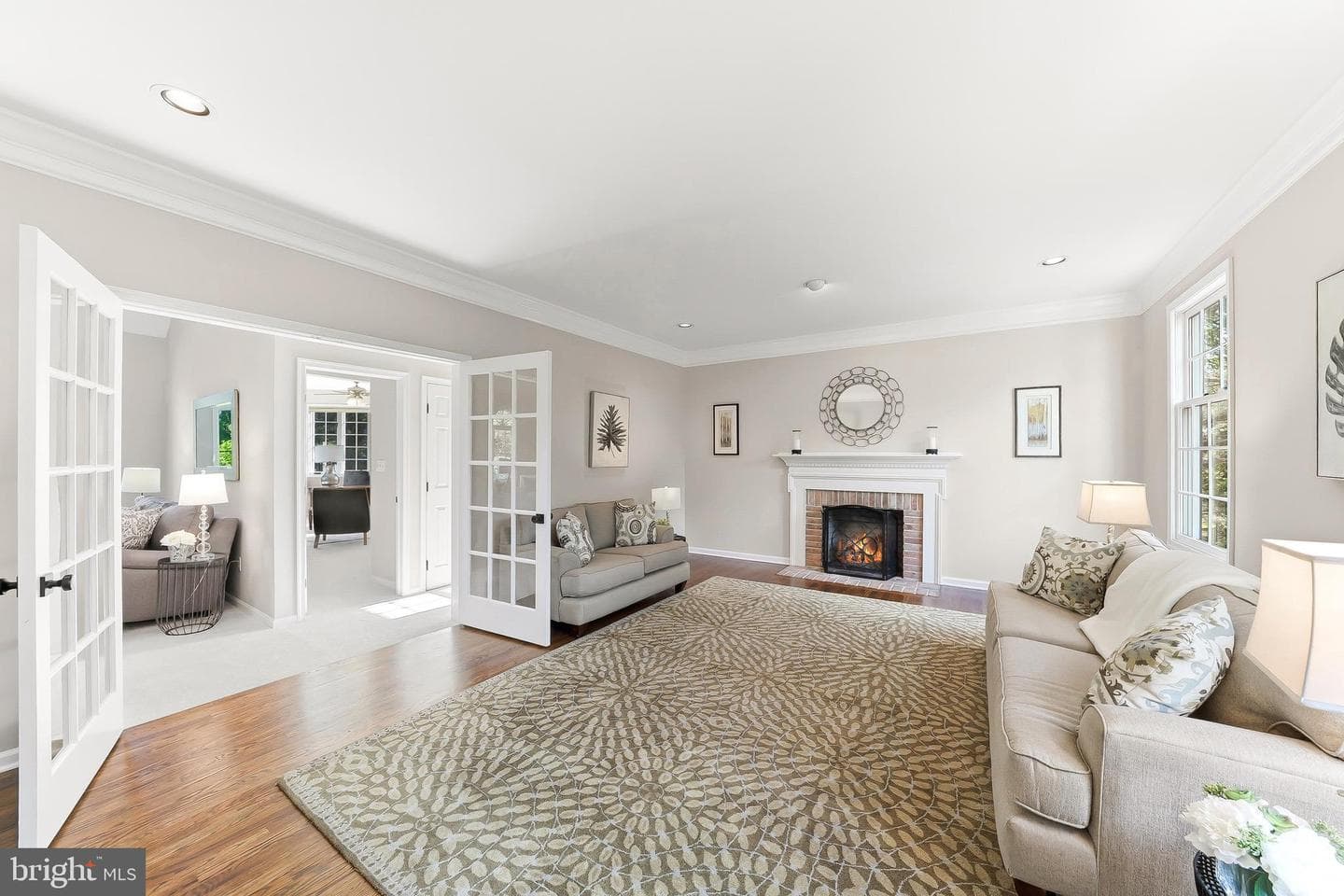 286 Hickory Drive photo 8