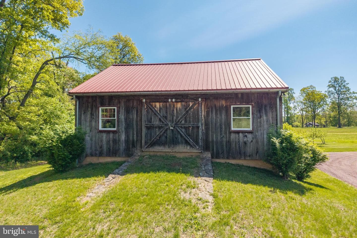 533 Mount Pleasant Road photo 77