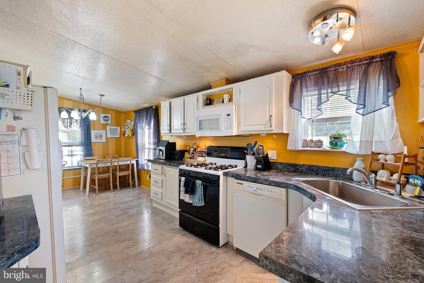 1813 Twin House Road photo 5
