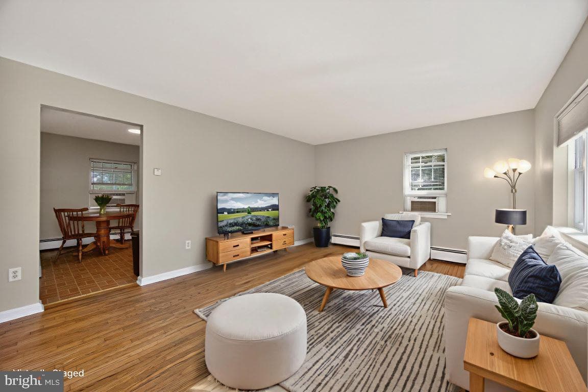 507 Saint Johns Circle photo 14