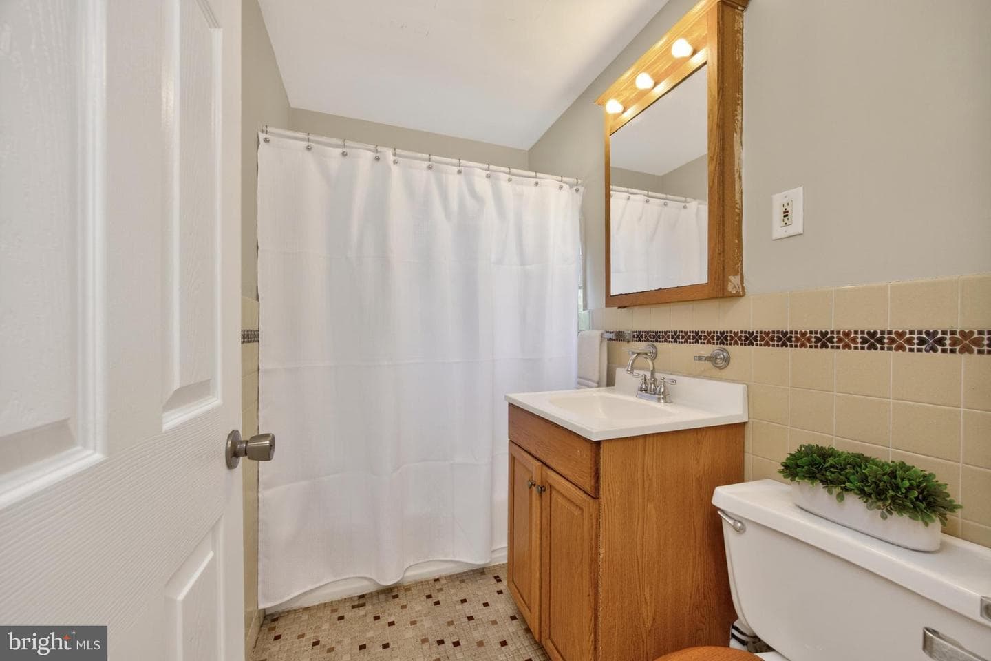 507 Saint Johns Circle photo 21