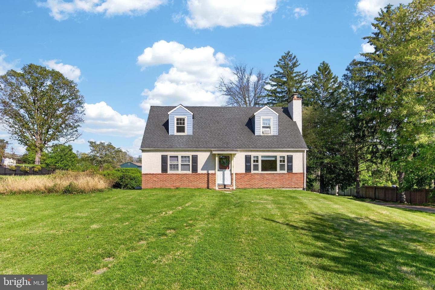 507 Saint Johns Circle photo 36