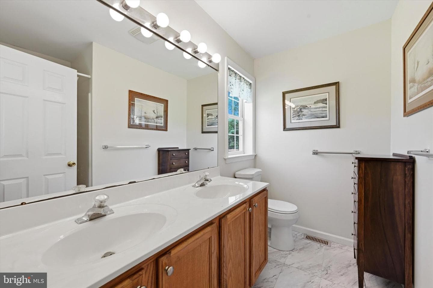 2265 Strasburg Road photo 9