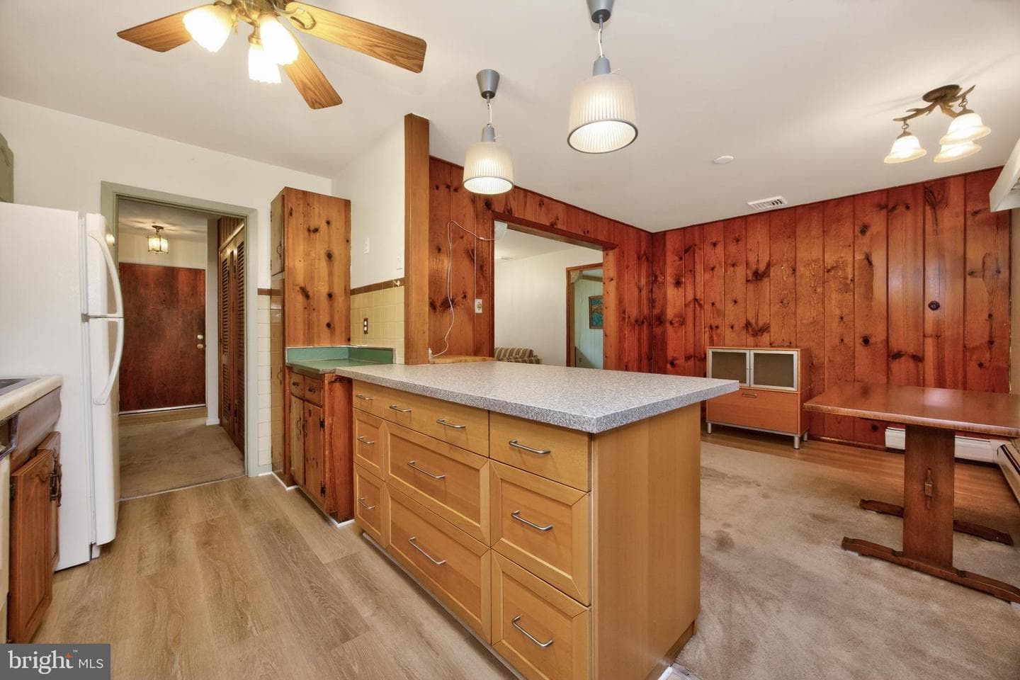 221 Hillside Drive photo 16