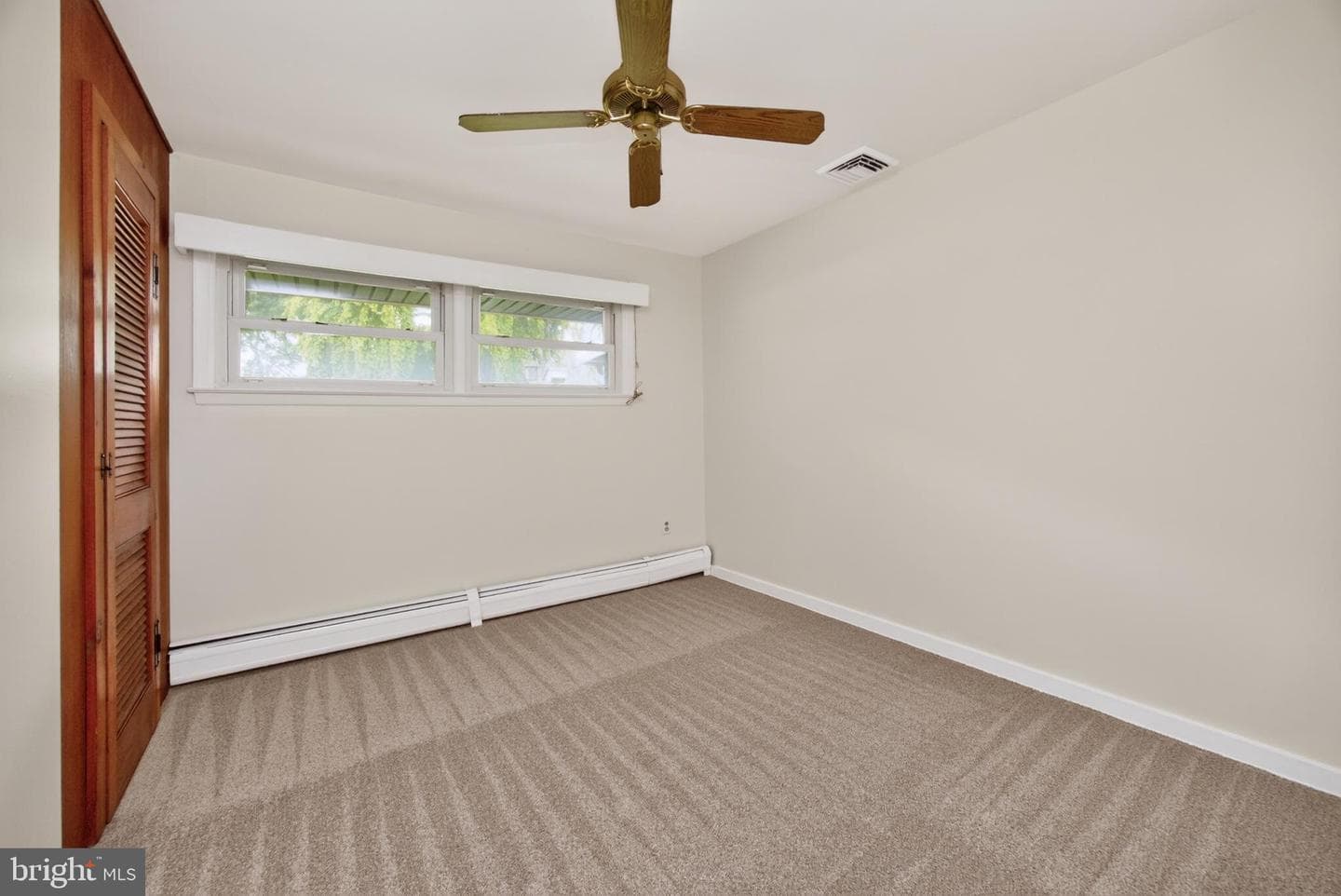 221 Hillside Drive photo 23