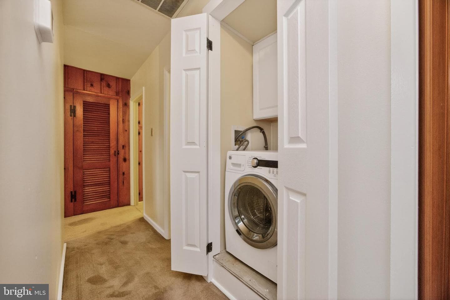 221 Hillside Drive photo 28