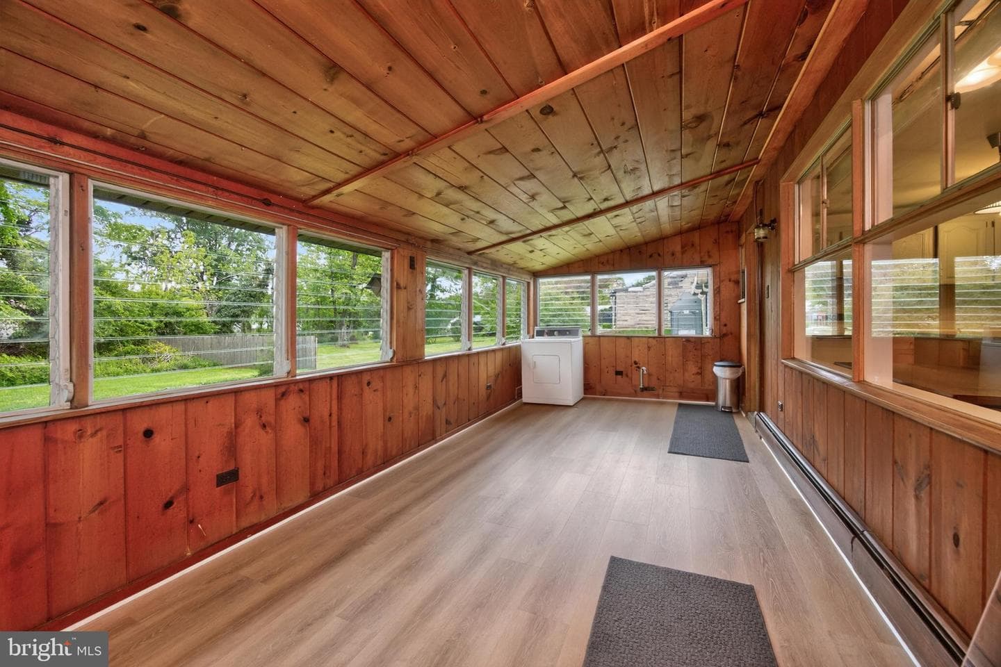 221 Hillside Drive photo 31