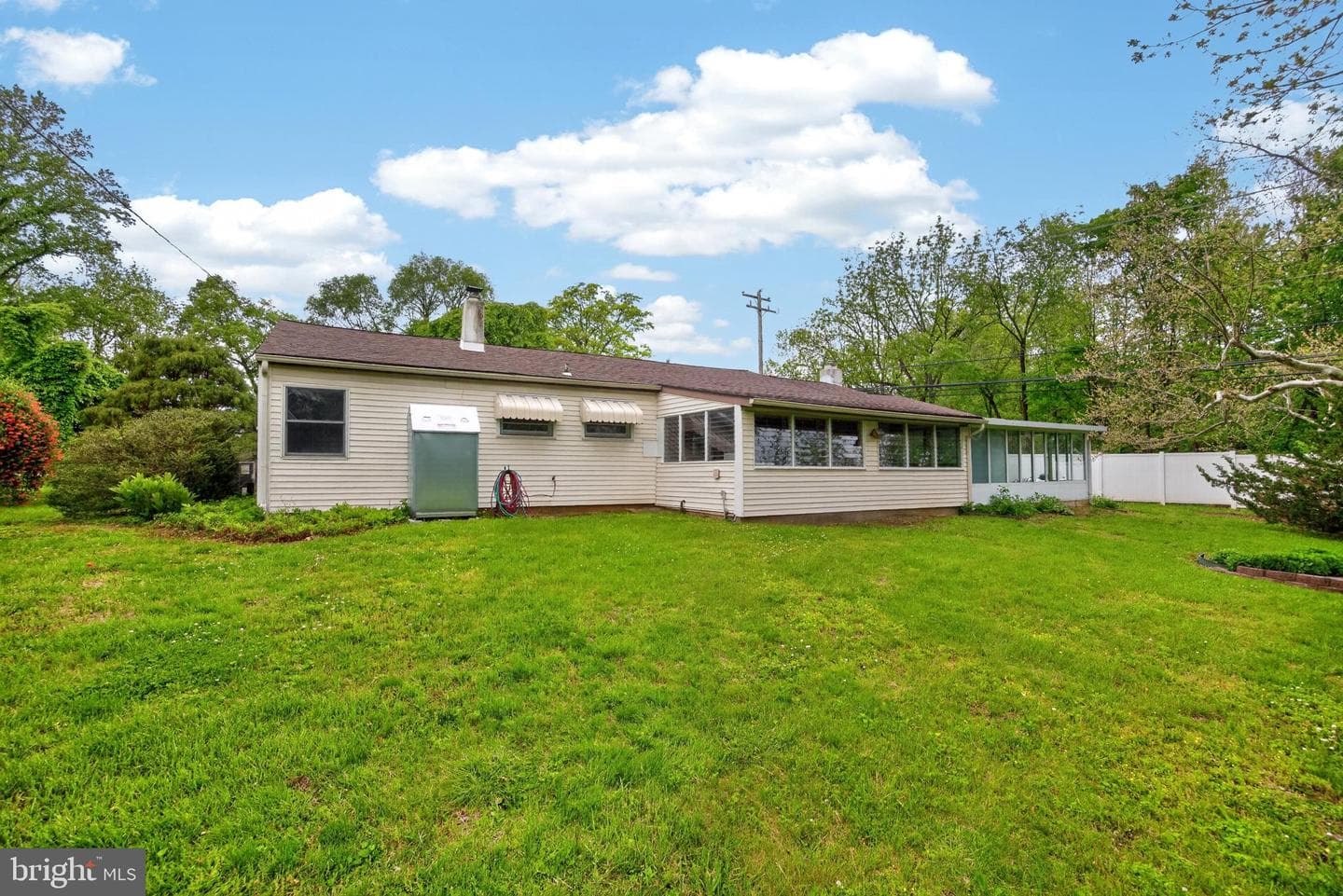 221 Hillside Drive photo 37