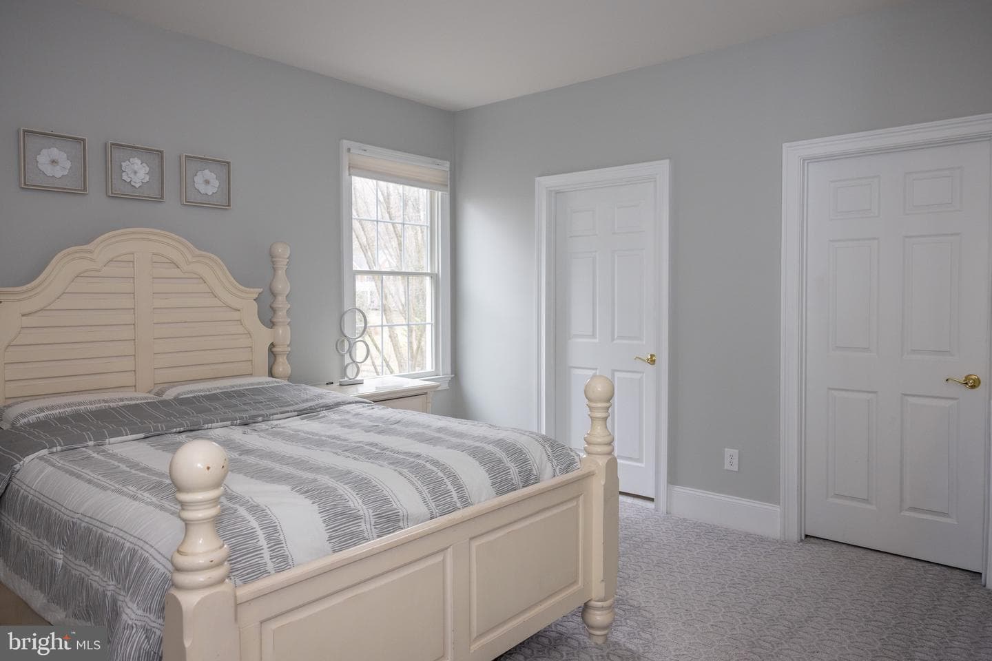 129 Berwick Drive photo 42