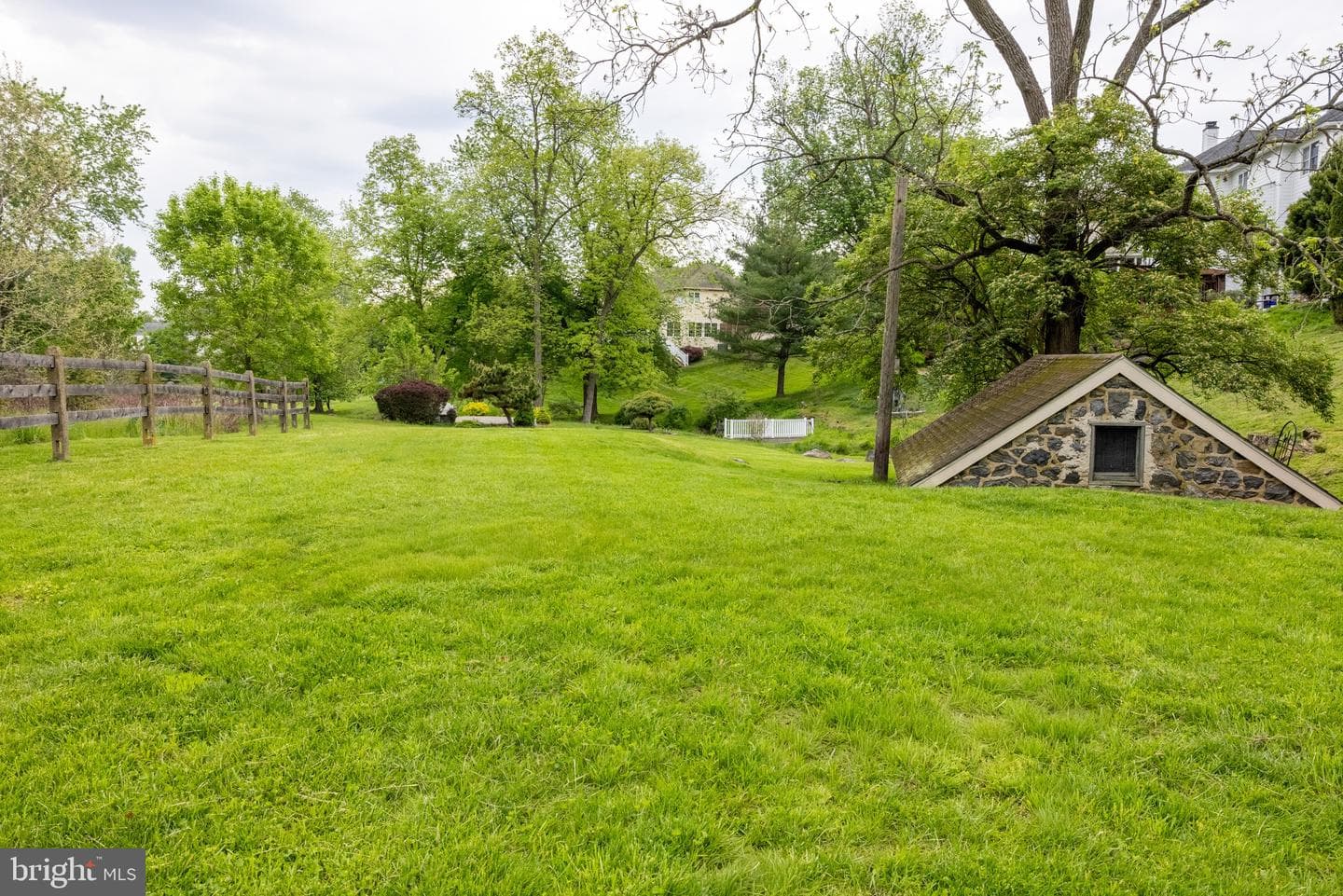 129 Berwick Drive photo 57