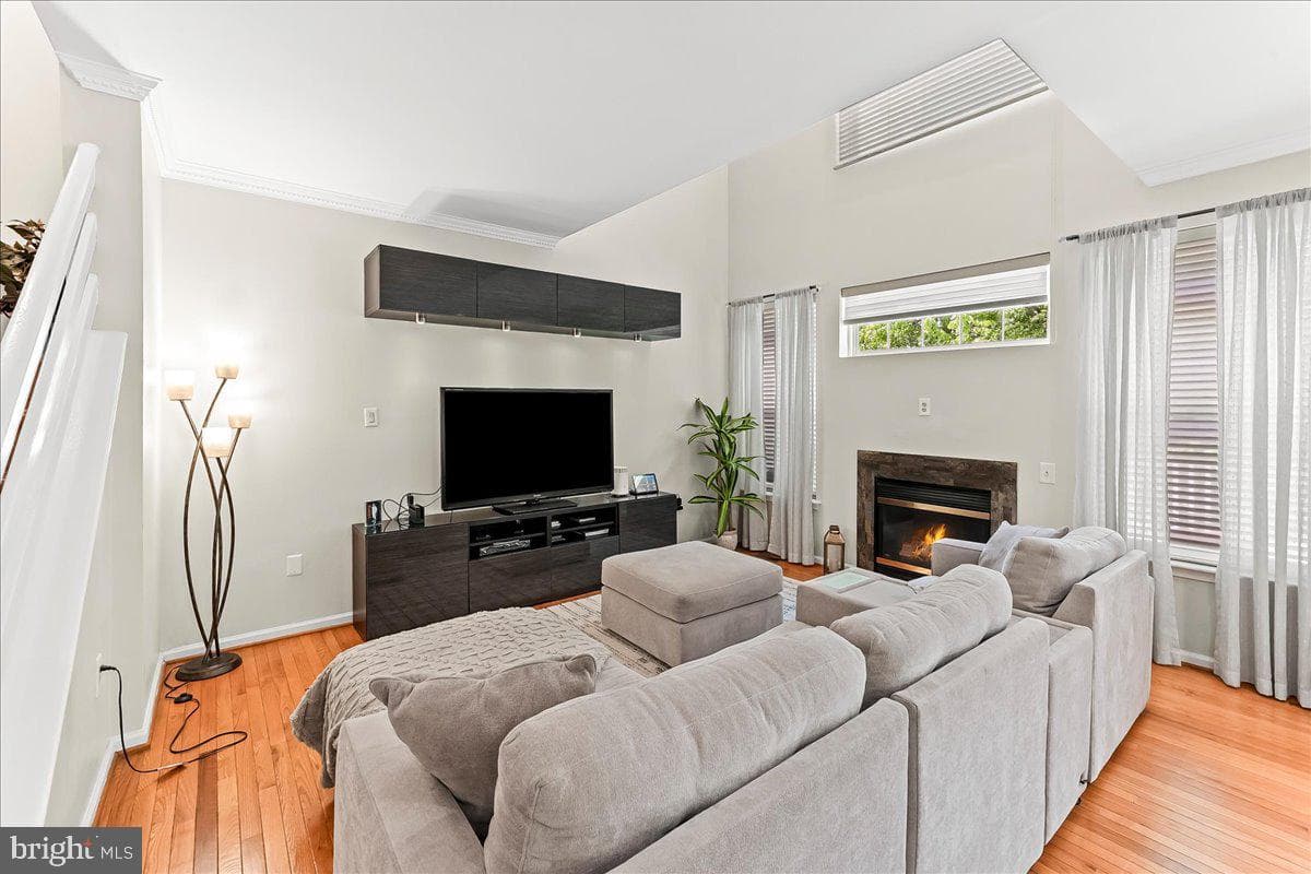 100 Stratford Court photo 13