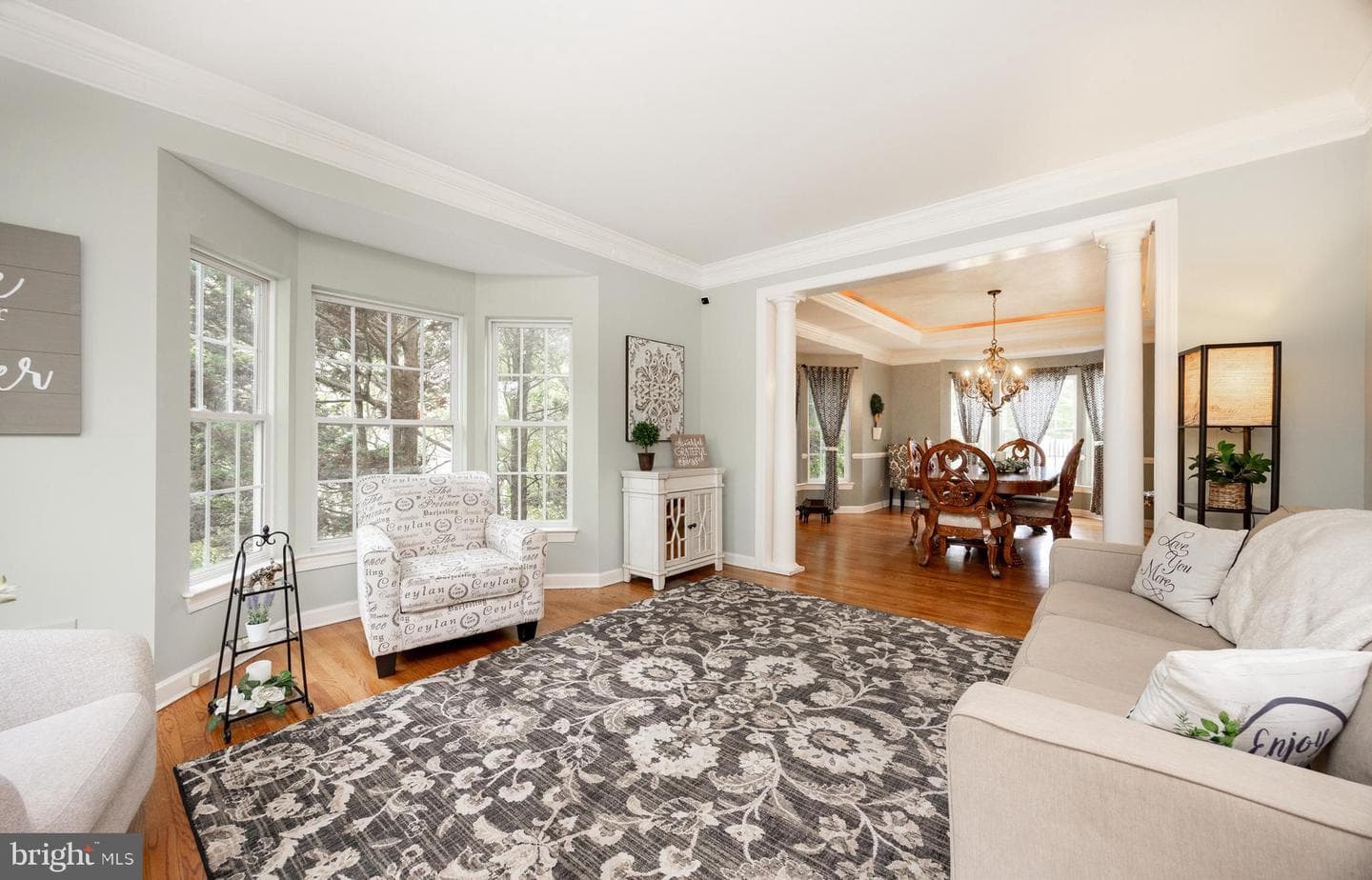 1538 Tattersall Way photo 3
