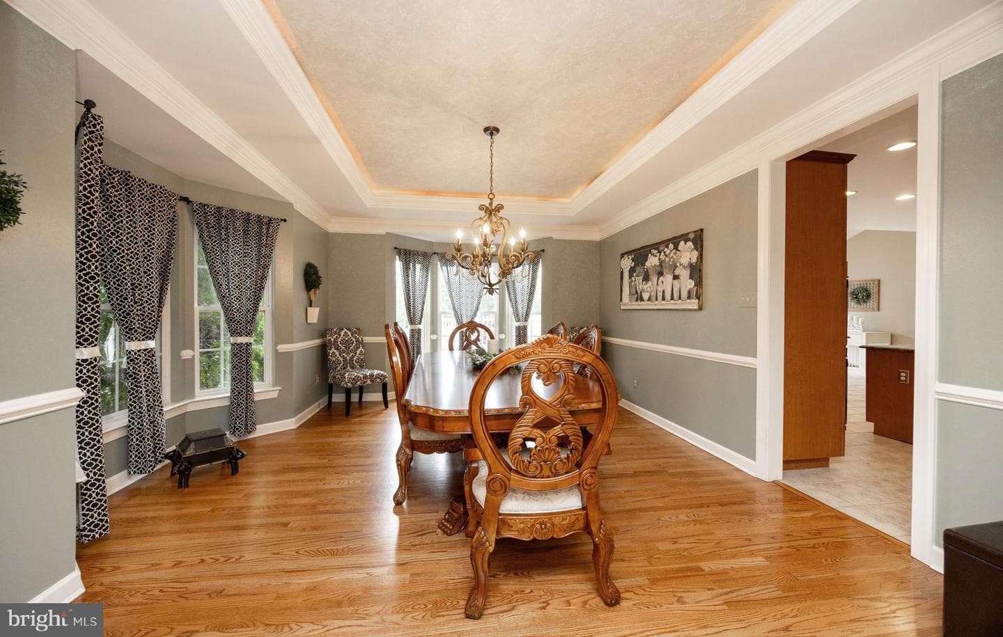 1538 Tattersall Way photo 5