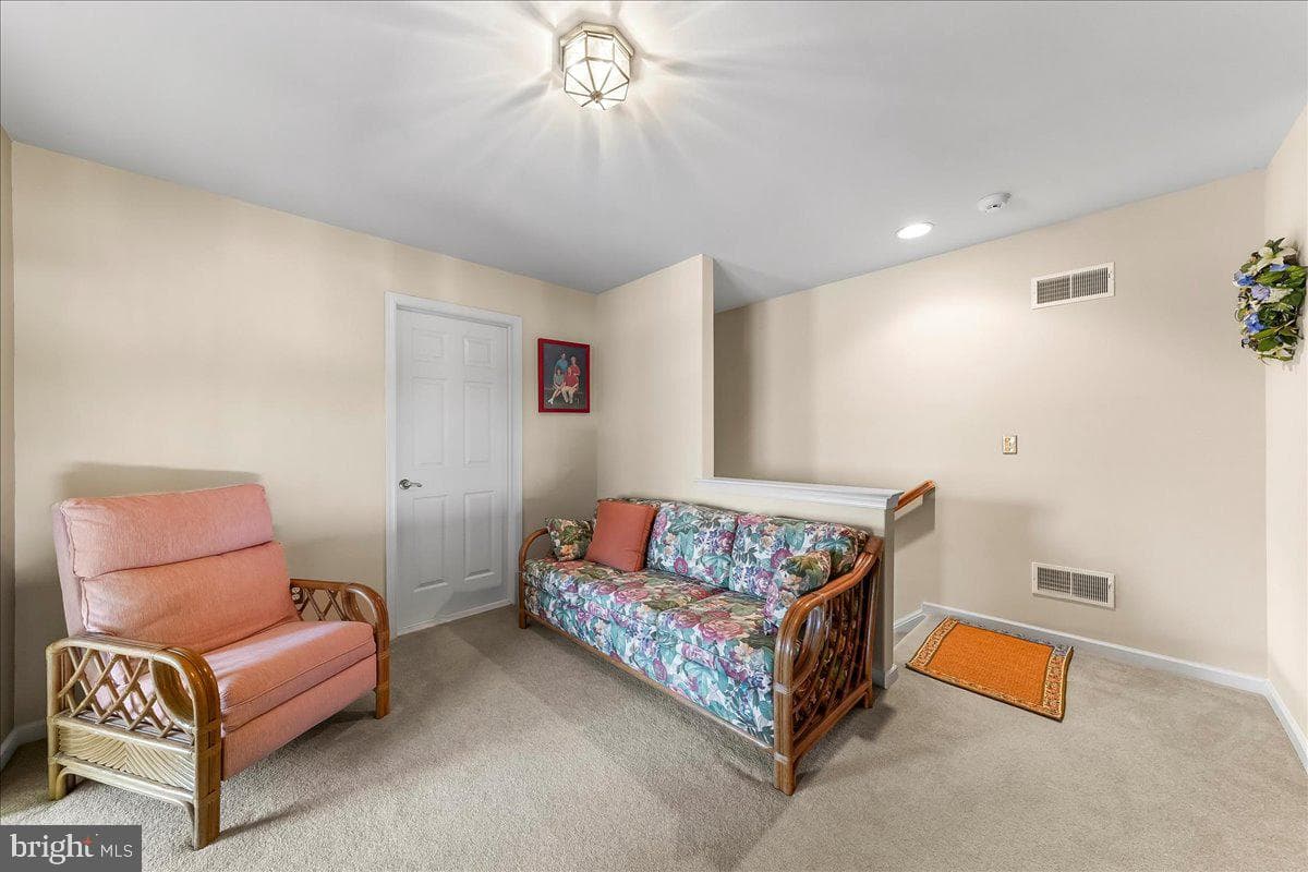 4 N Henley Drive photo 30