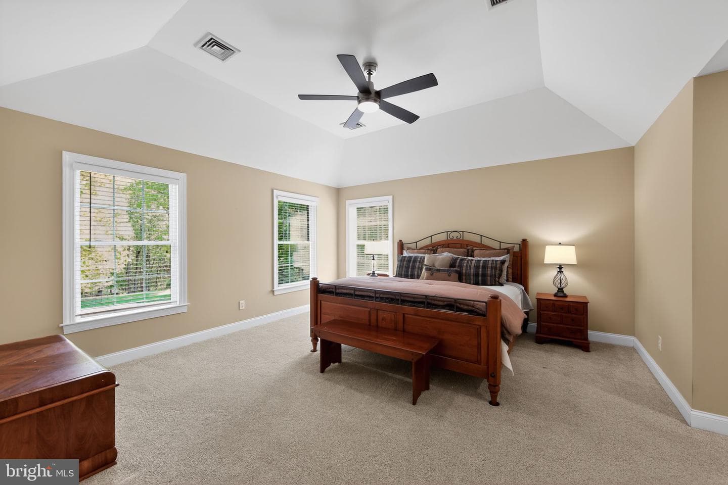 1315 Richmond Place photo 29