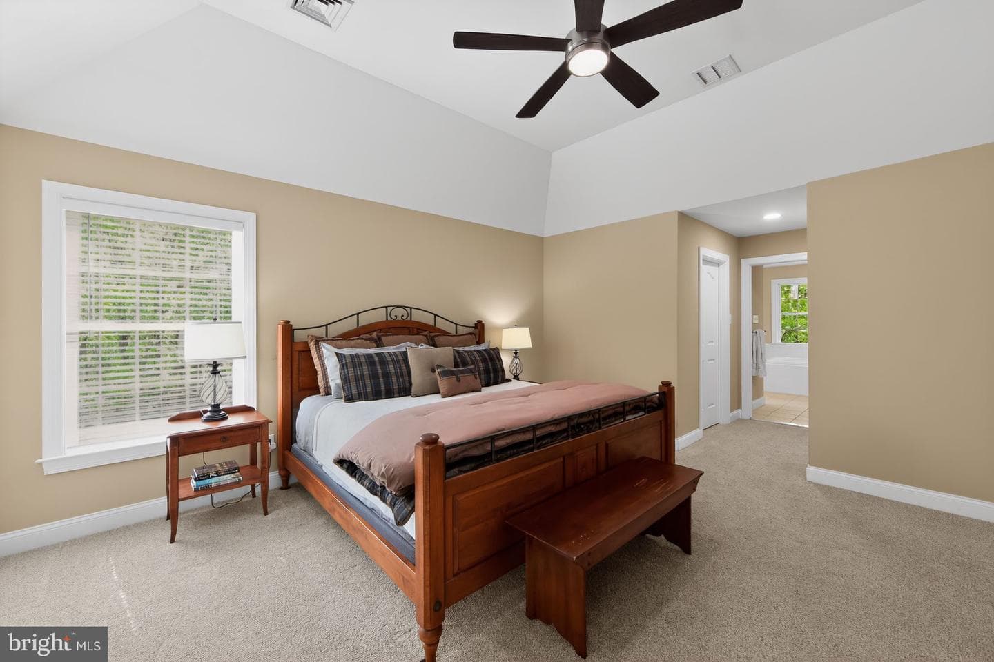1315 Richmond Place photo 30