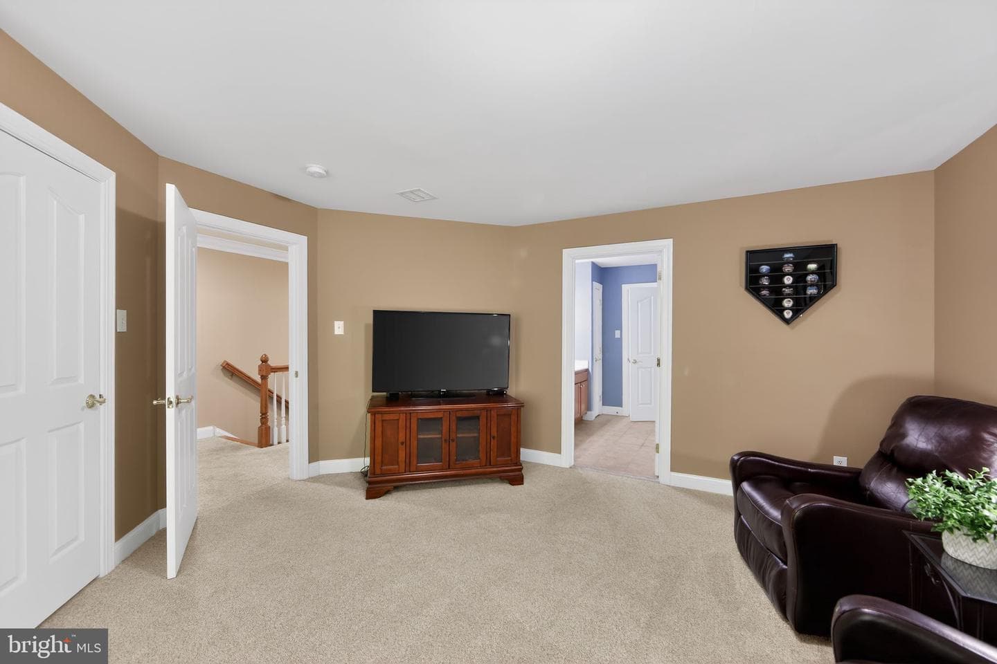 1315 Richmond Place photo 42