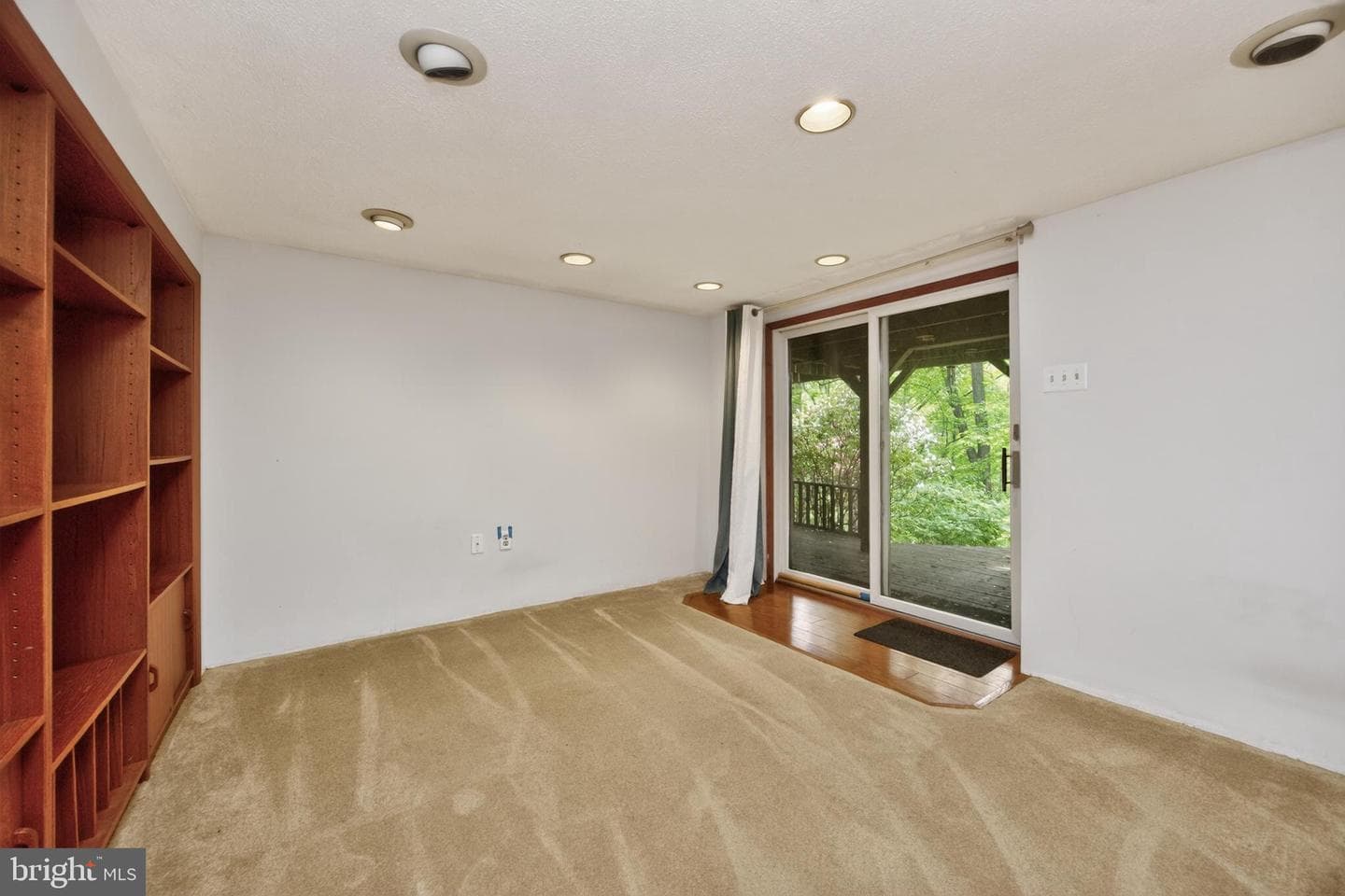 1121 Vermont Lane photo 23