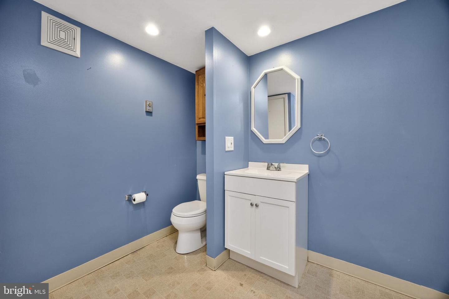1121 Vermont Lane photo 26
