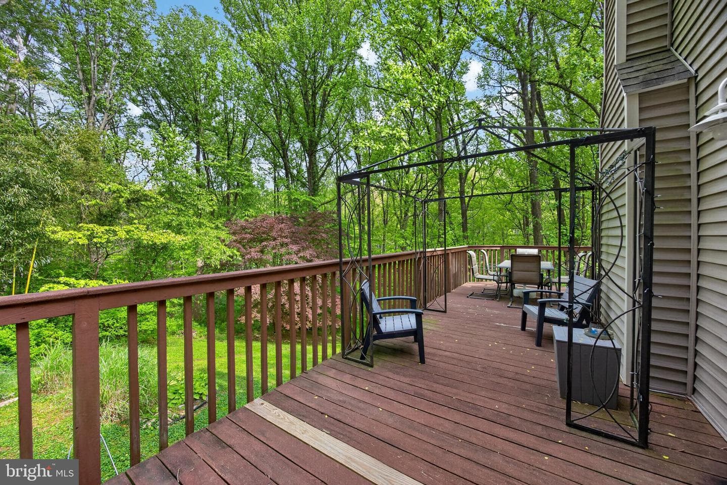 1121 Vermont Lane photo 32