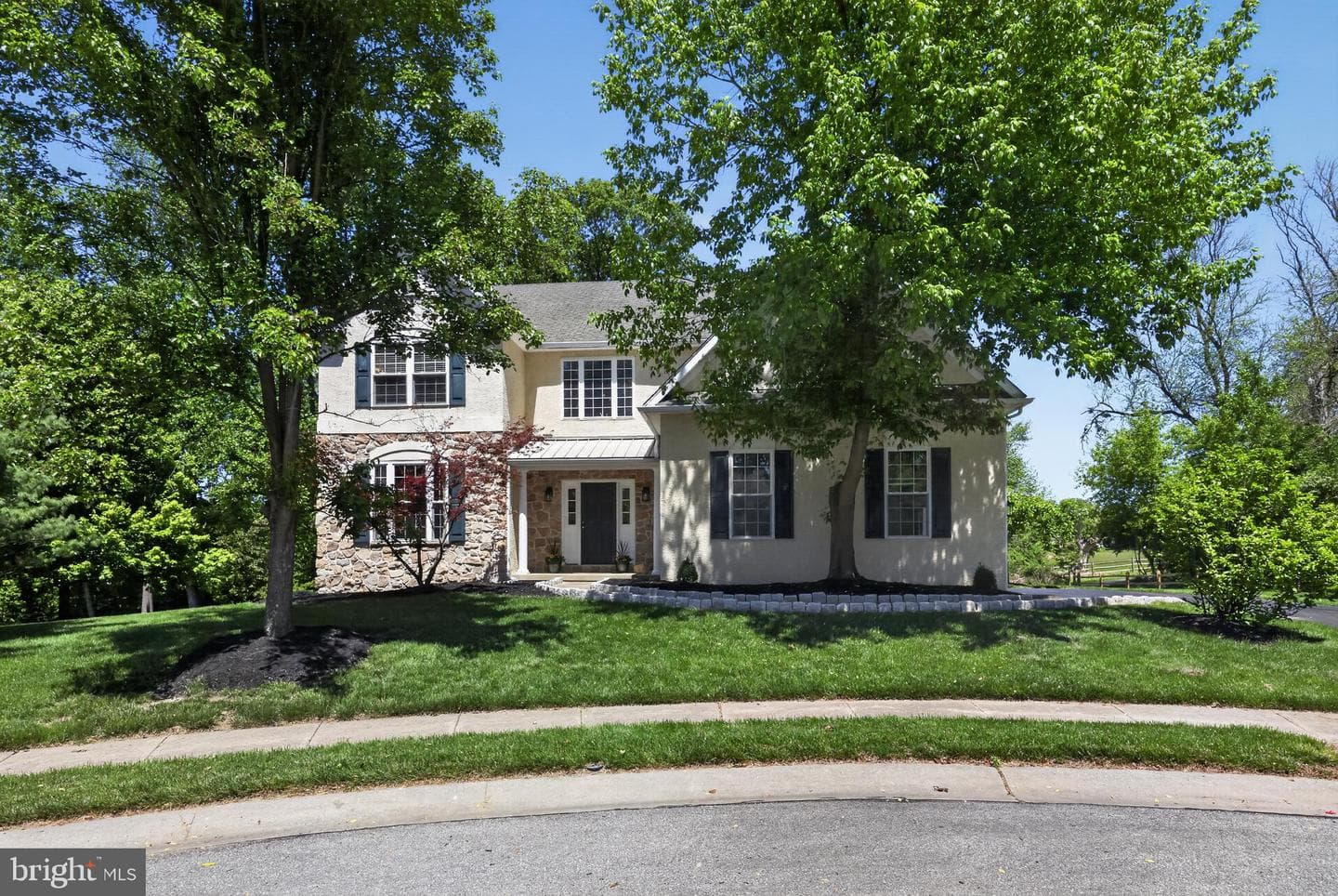 252 Ferndale Lane photo 2