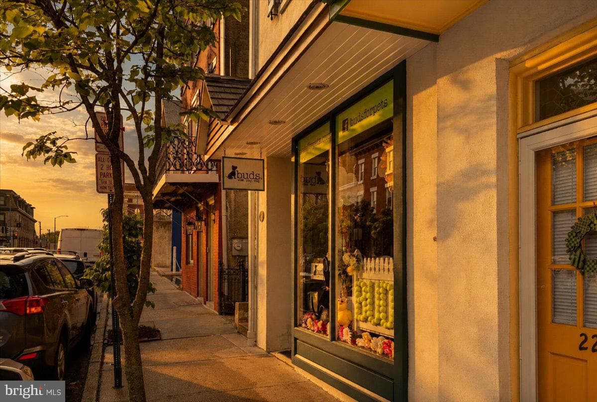 220 Church Street photo 2