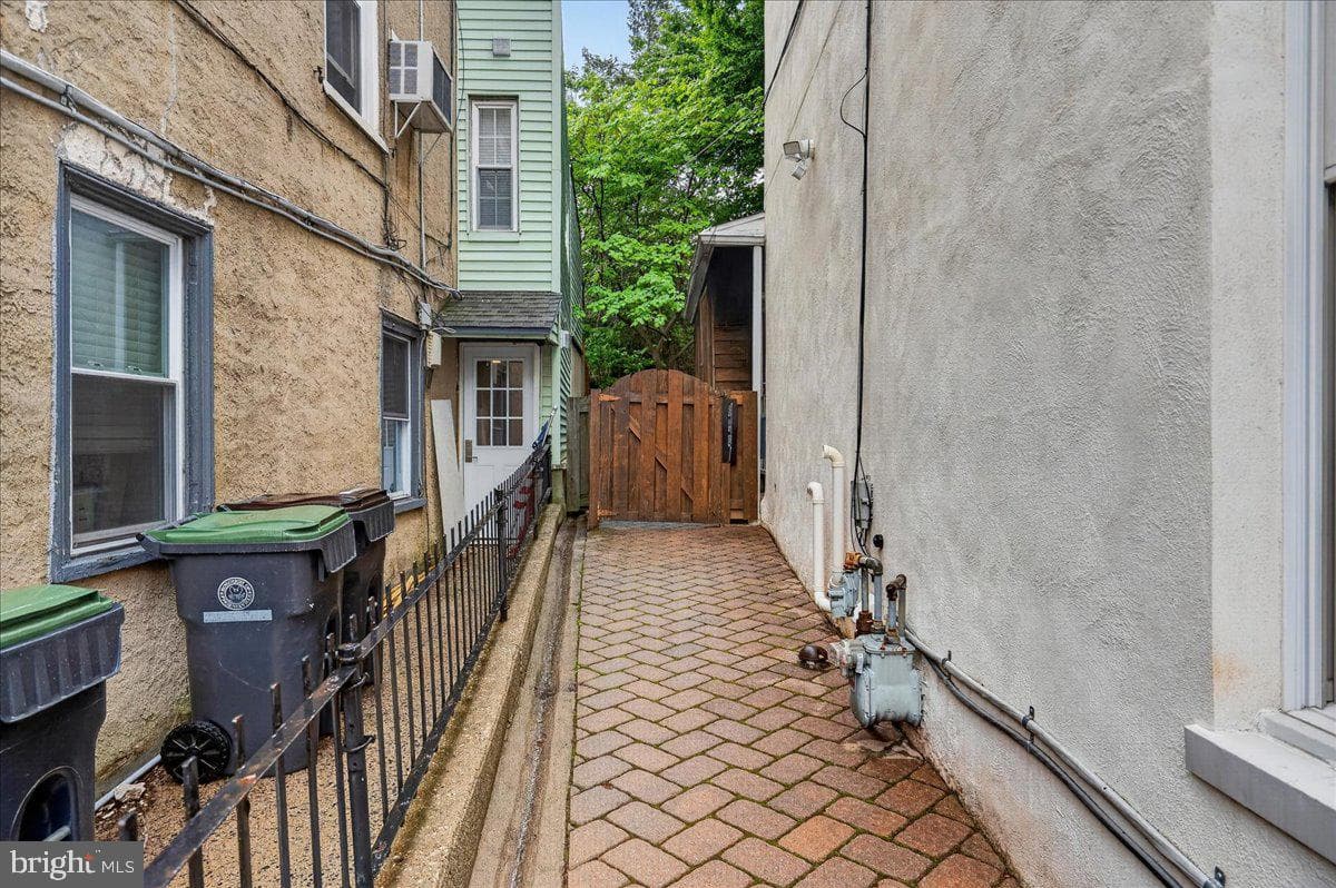 220 Church Street photo 6