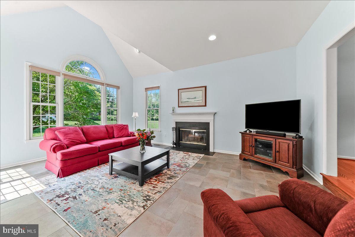 81 Rosemary Lane photo 16