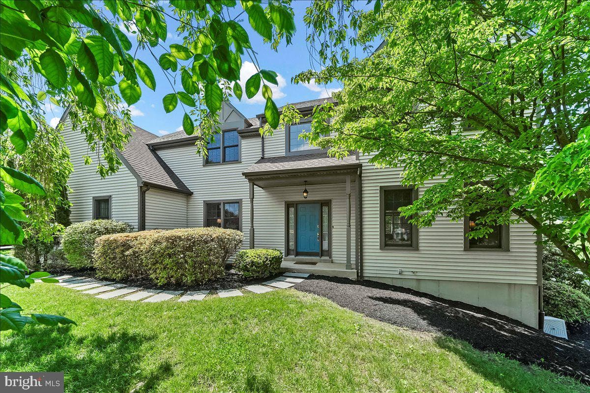81 Rosemary Lane photo 3