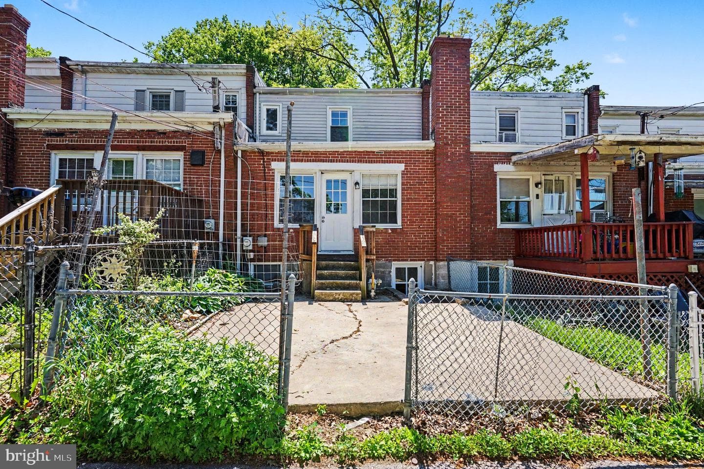 909 Woodlawn Avenue photo 31