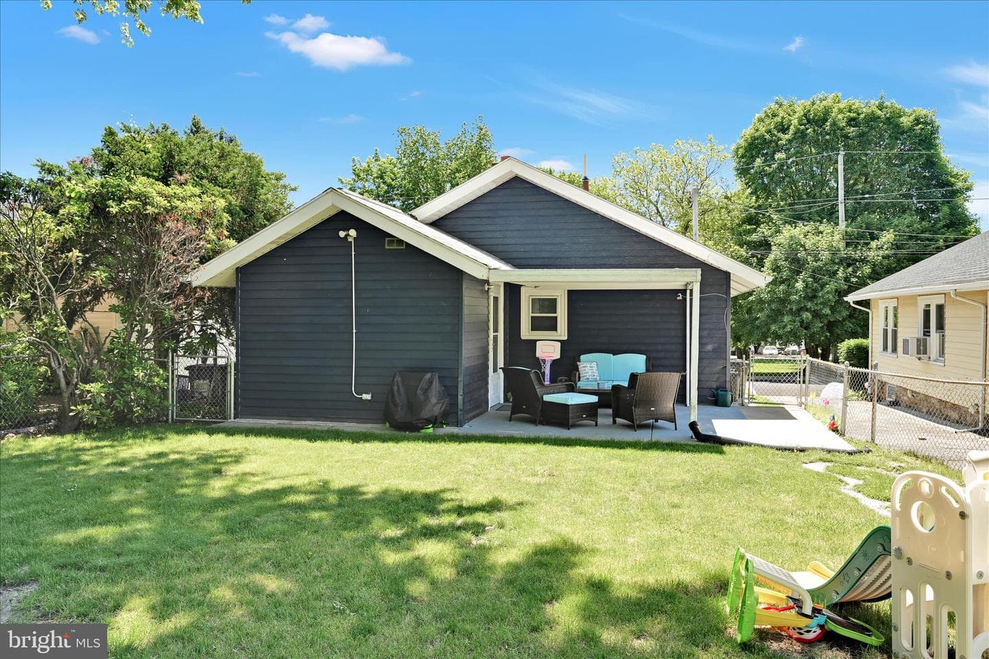 705 Charles Street photo 28