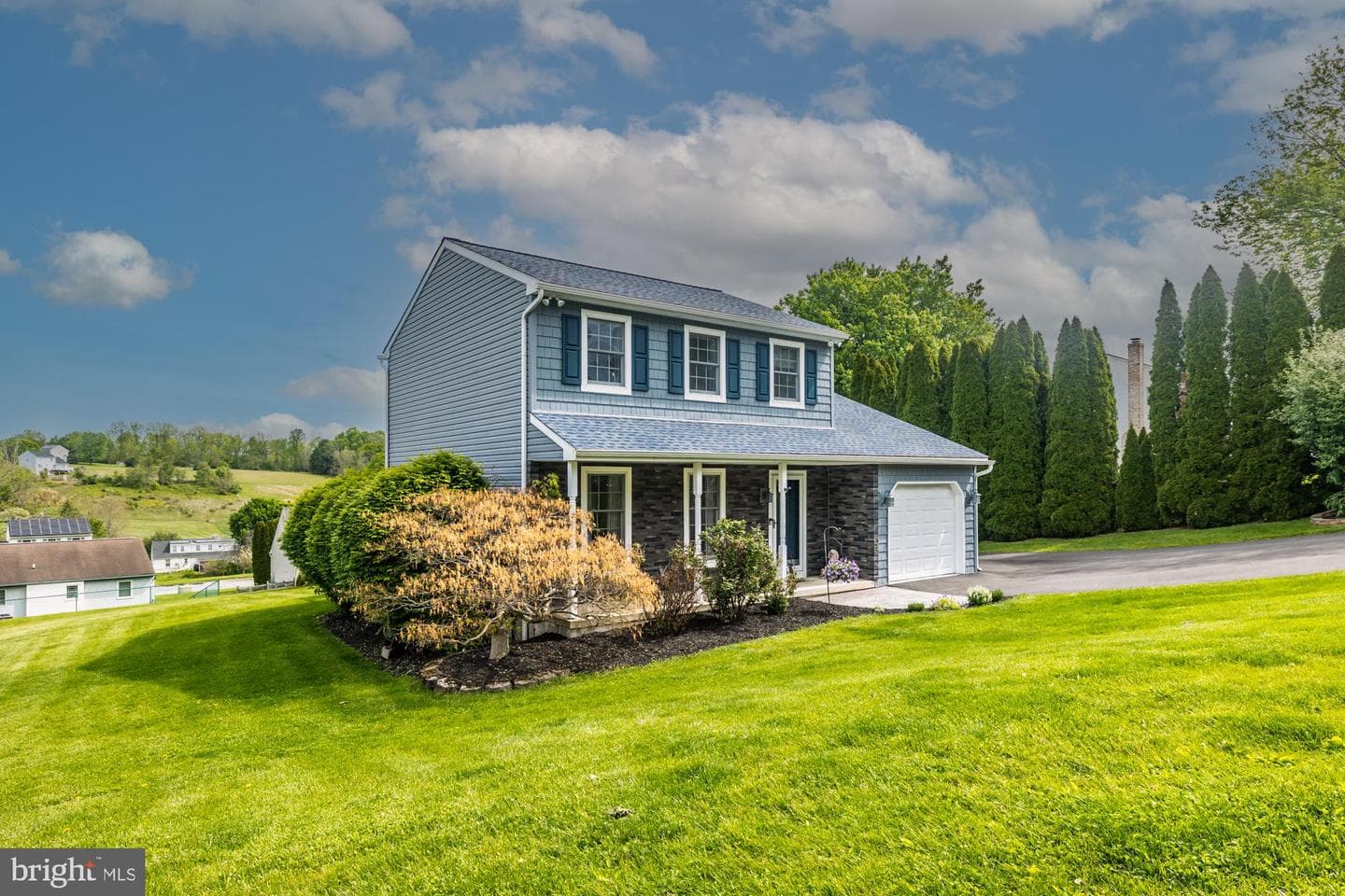 114 Arianna Ln