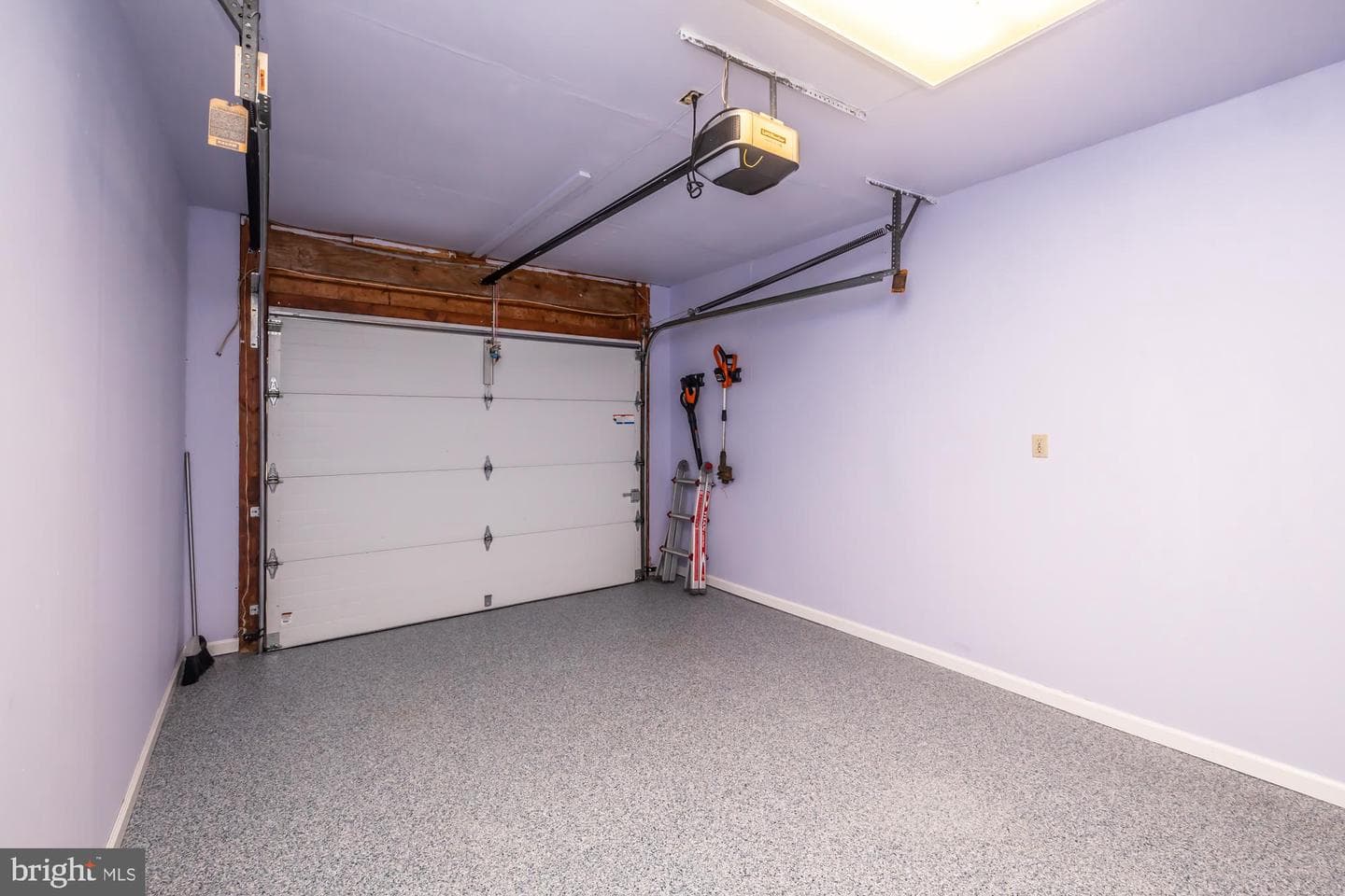 114 Arianna Ln photo 32