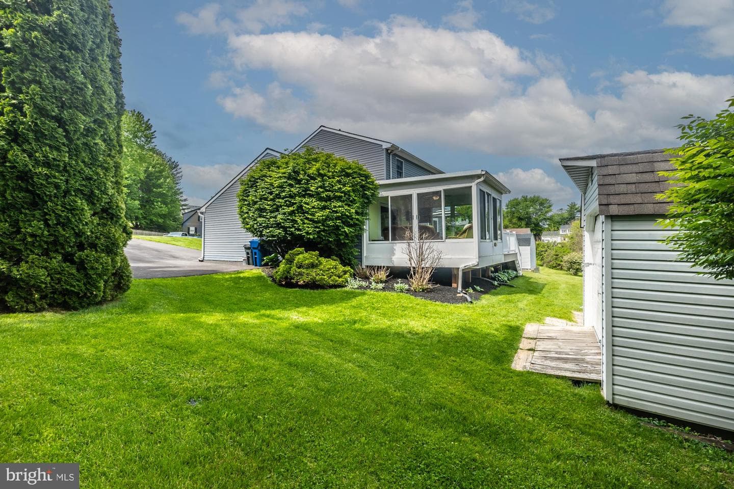 114 Arianna Ln photo 5