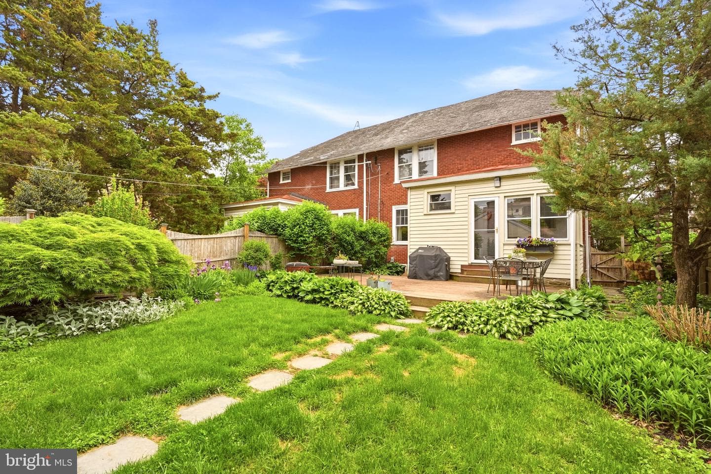 303 Price Street photo 56