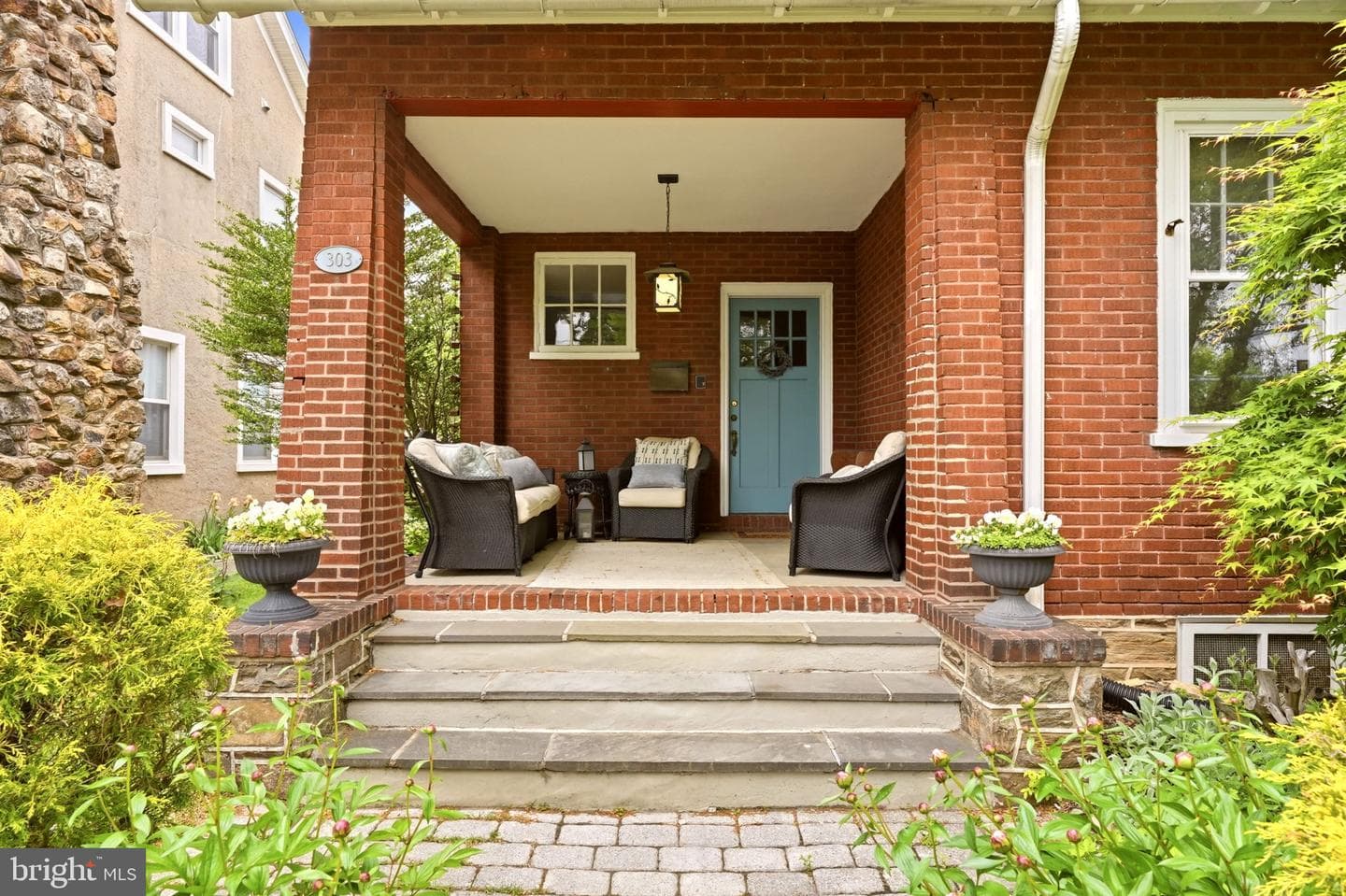 303 Price Street photo 8
