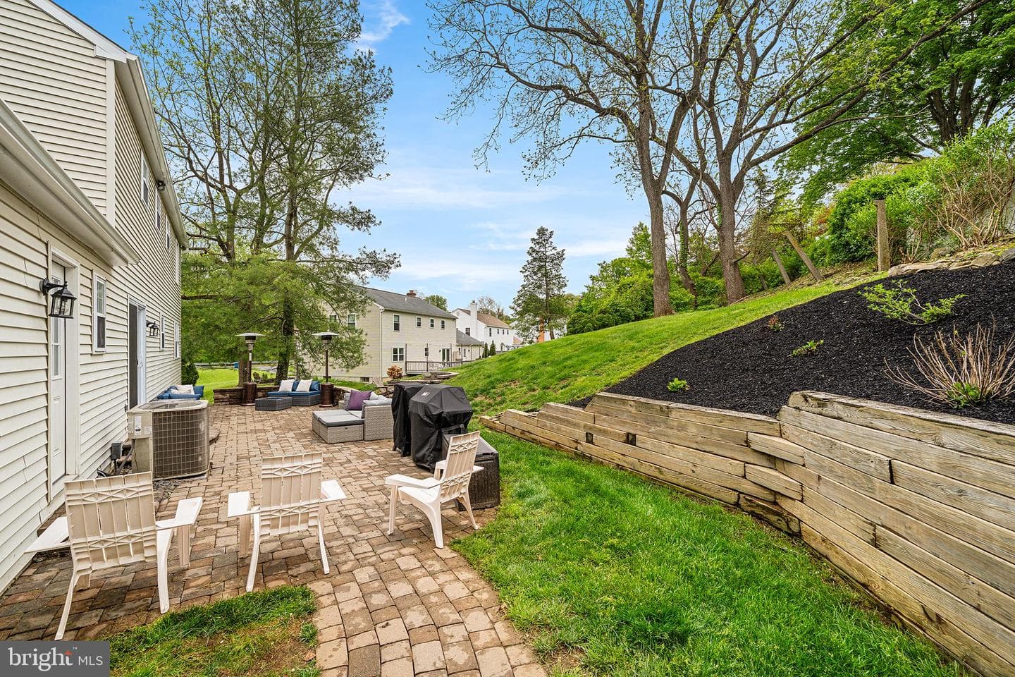 210 James Drive photo 37