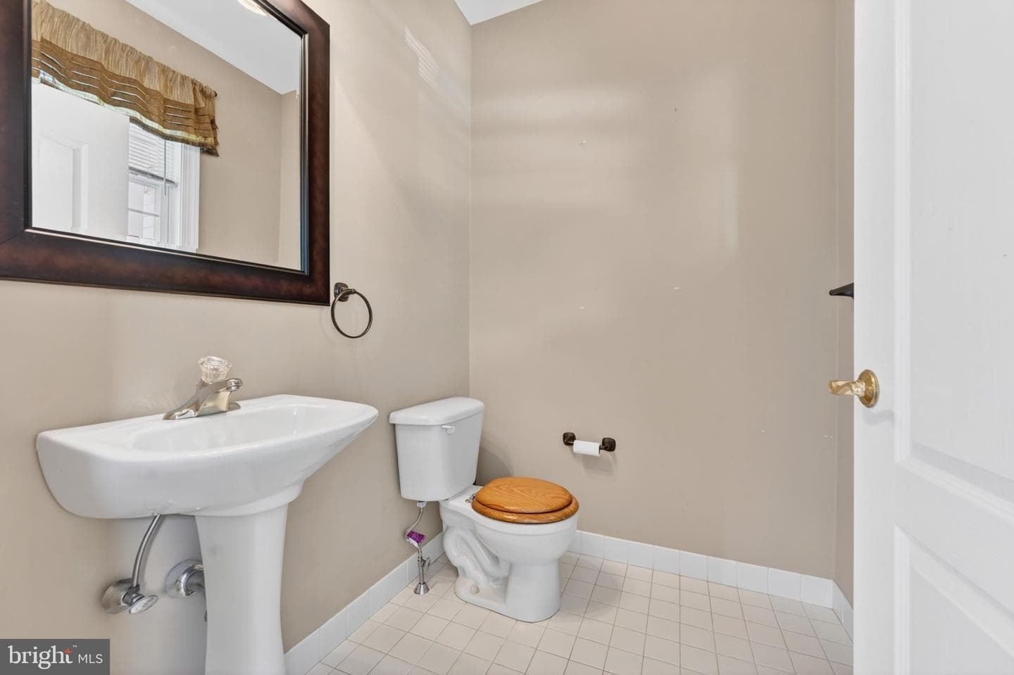 415 Westview Drive photo 13