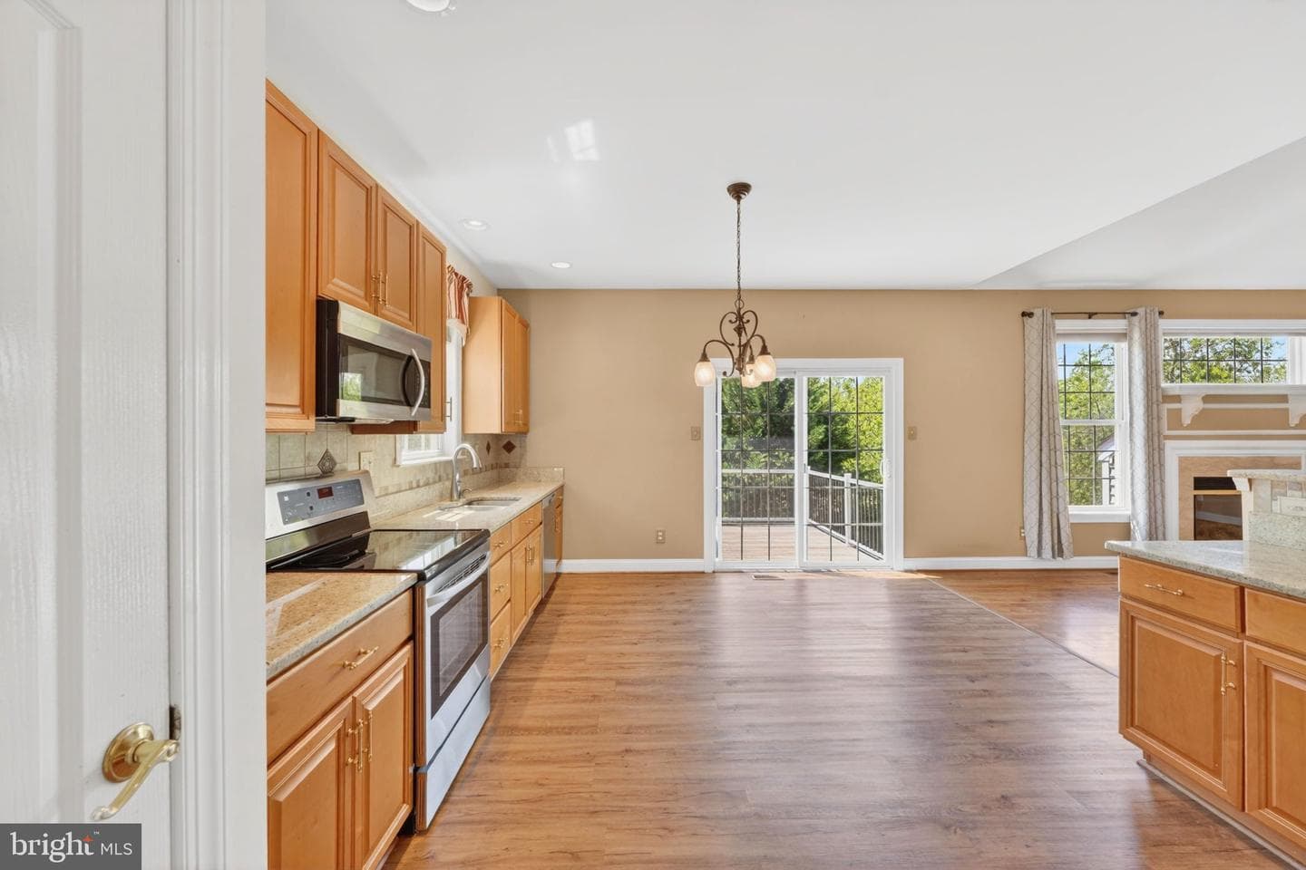 415 Westview Drive photo 23