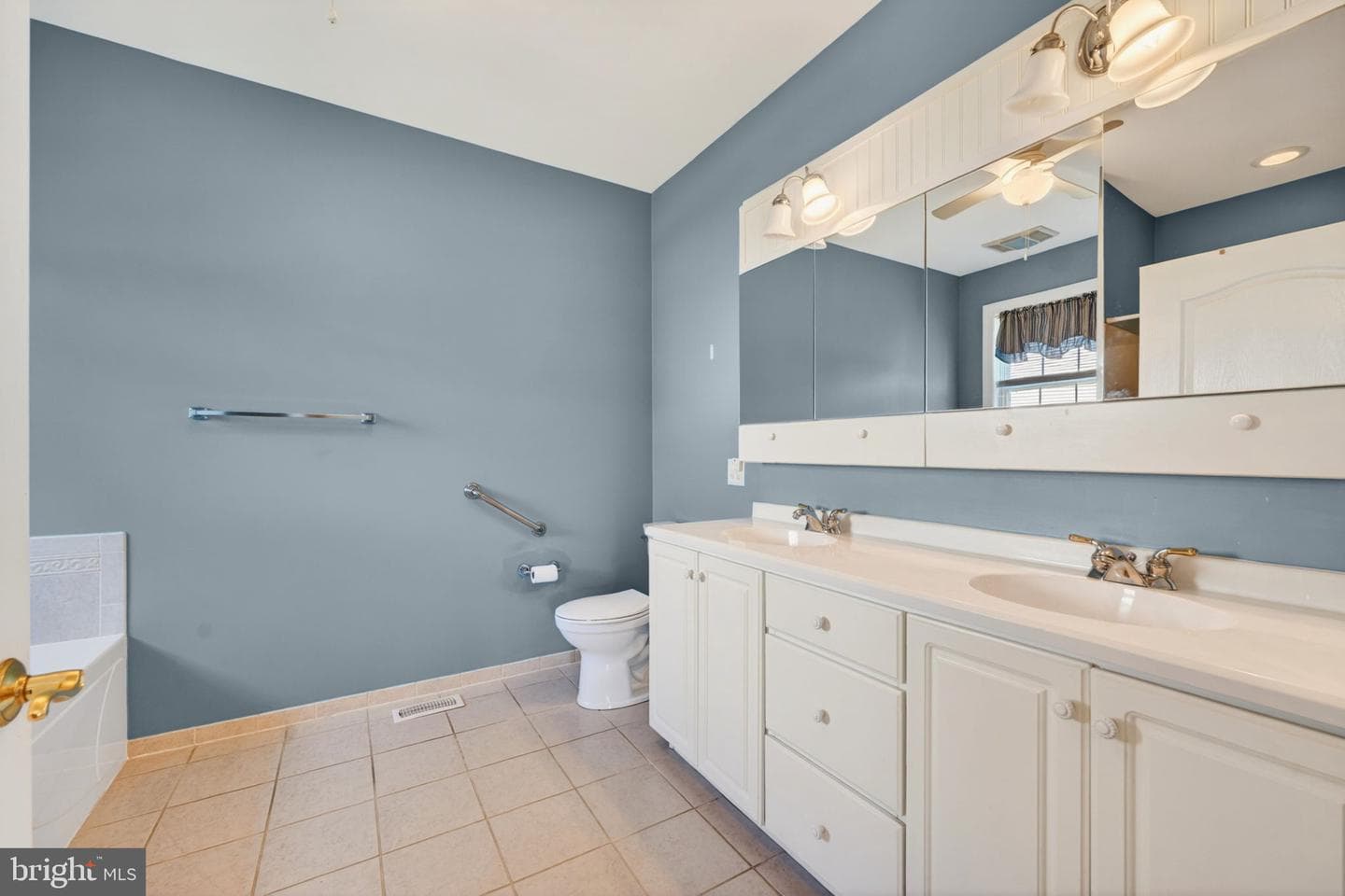415 Westview Drive photo 29