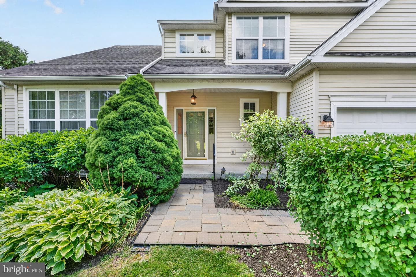 415 Westview Drive photo 3