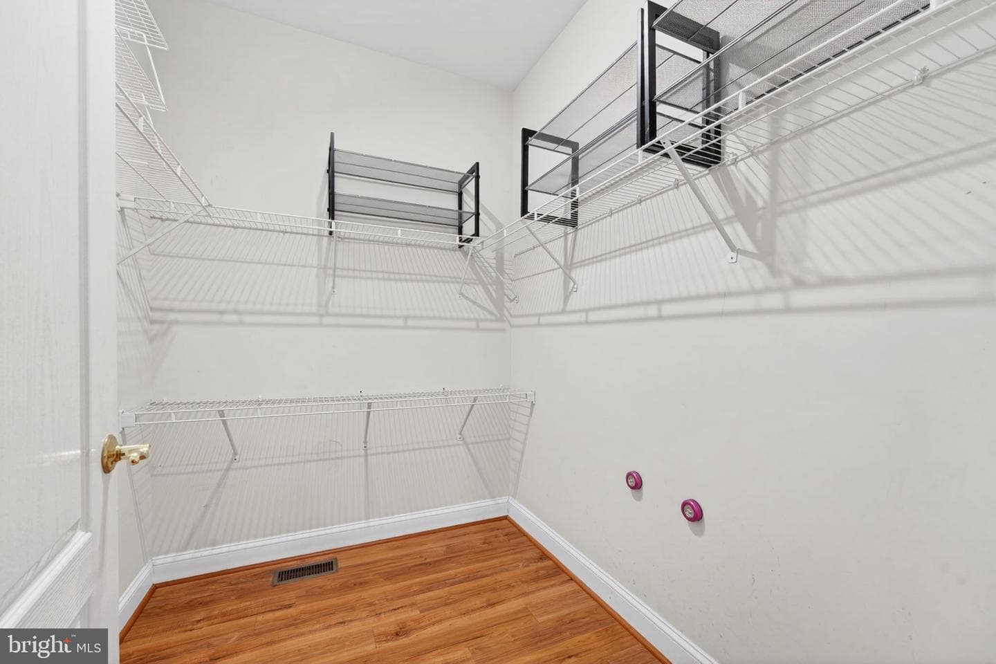 415 Westview Drive photo 32