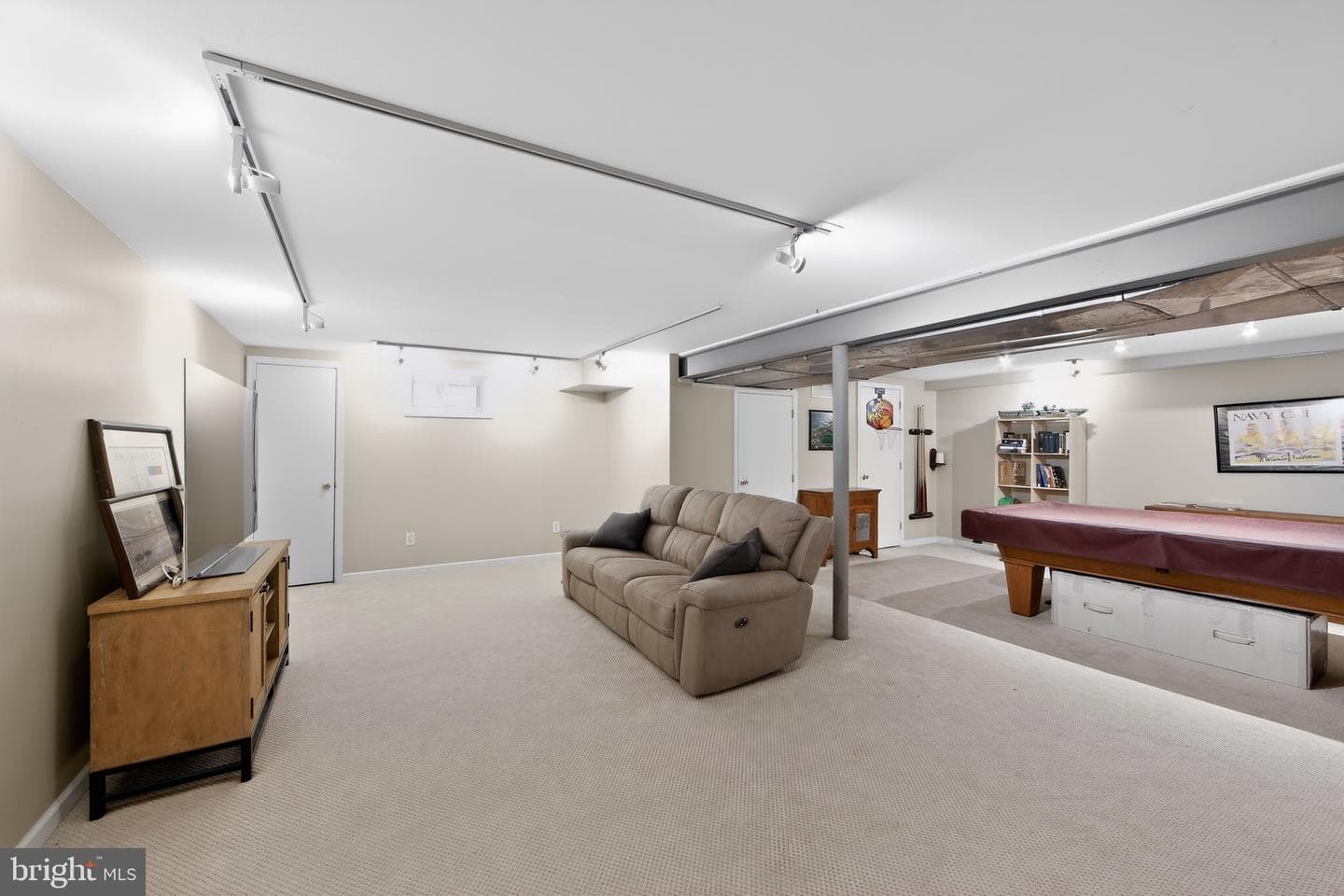 204 Shropshire Drive photo 24