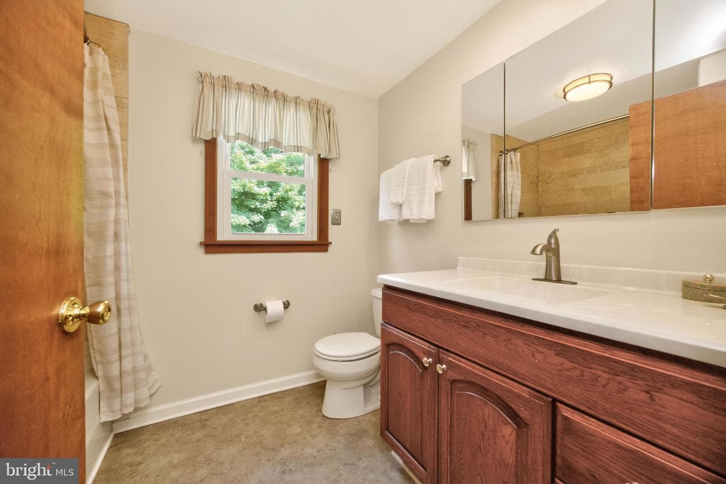 311 Moore Road photo 32