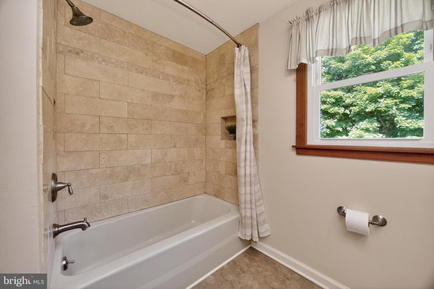 311 Moore Road photo 33