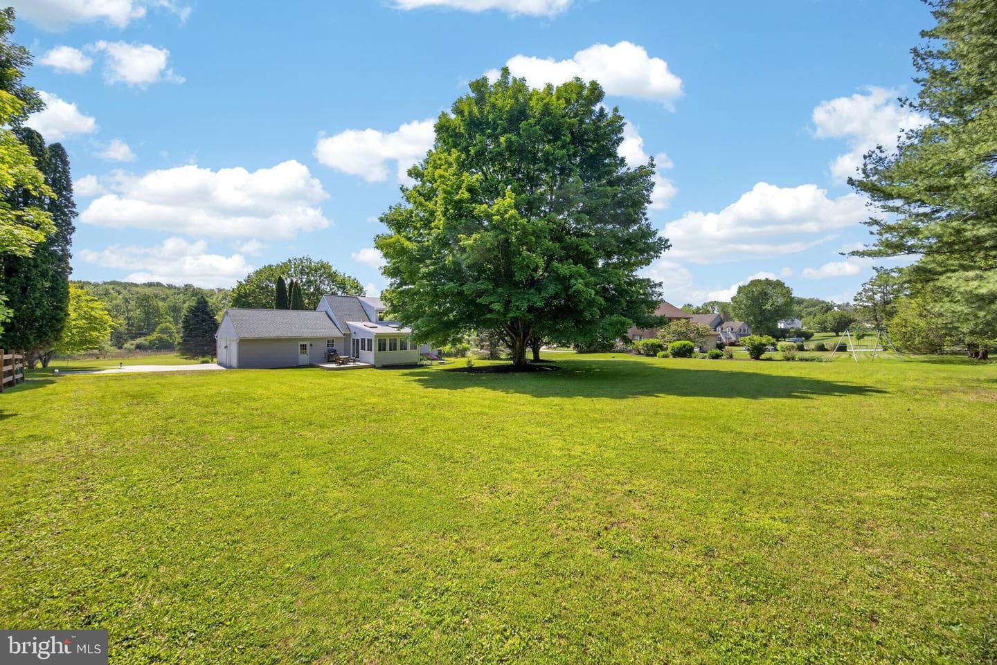 311 Moore Road photo 4
