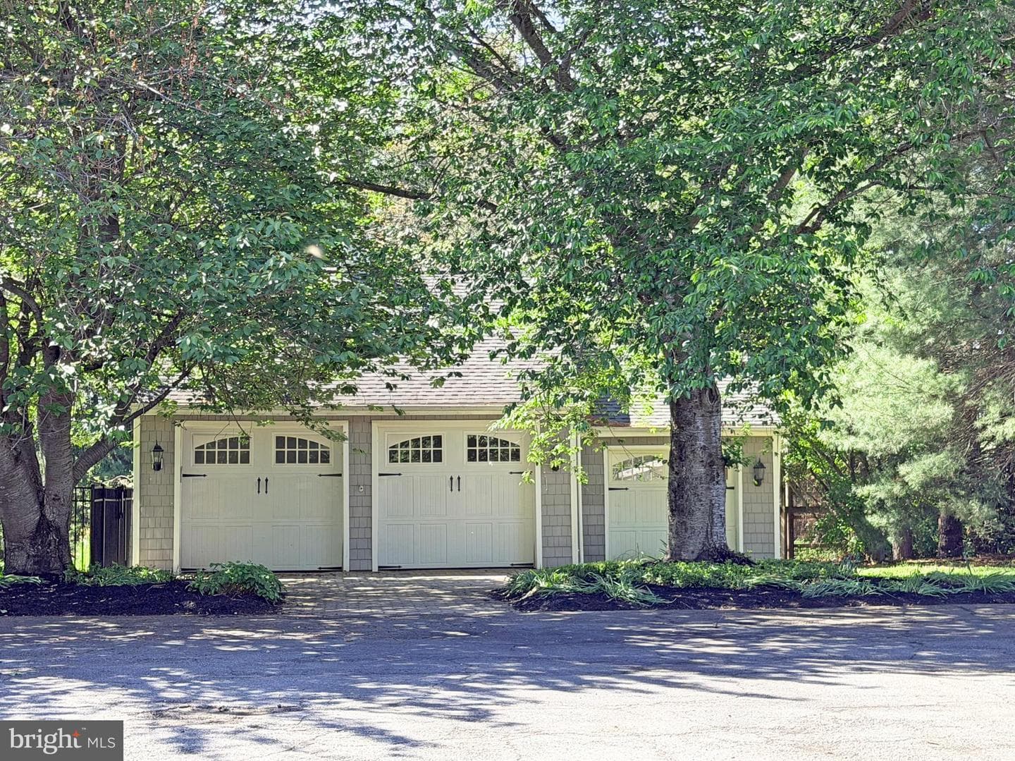 124 Round Hill Road photo 51