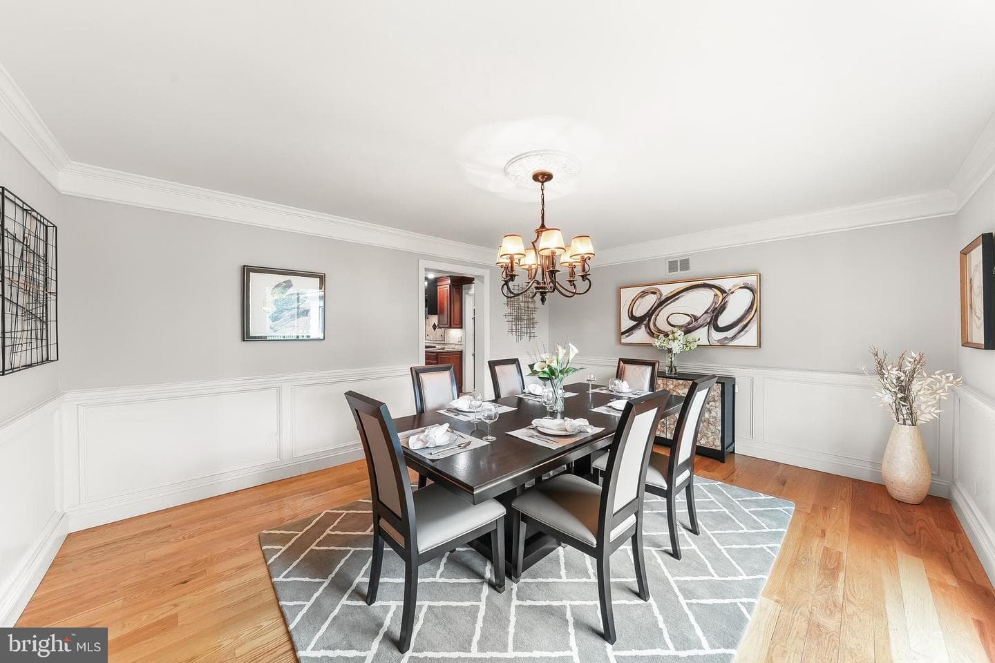 124 Round Hill Road photo 9